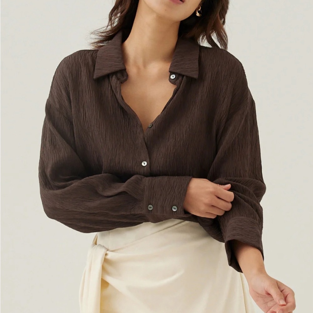 NWOT Love Bonito Crinkle Button Down Shirt